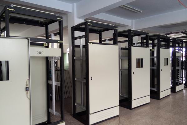 德阳控制箱-3683谈谈控制箱的维护和保养事